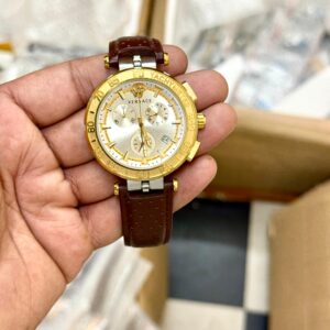 ✅ A bi-compax chronograph with a sporty but highly stylish attitude is the new Greca chronograph presented by Versace. ✅