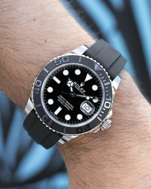 Classic style meets superp functional ;the iconic fluting found on many Rolex classic watches. Have a look on this timepiece.❣ - Image 2