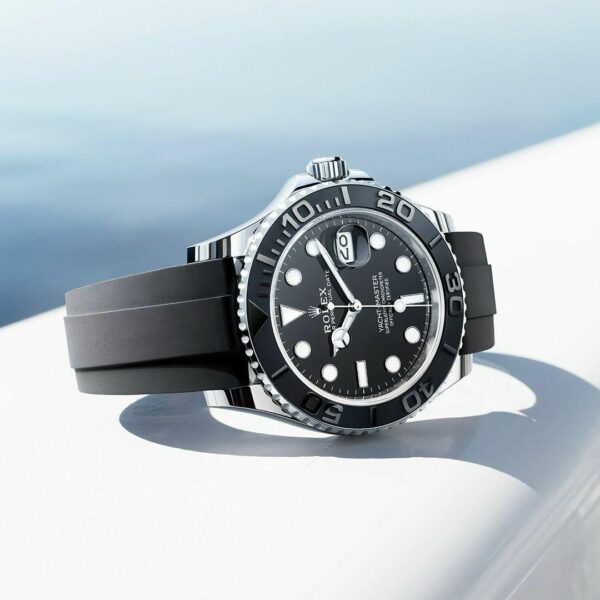 Classic style meets superp functional ;the iconic fluting found on many Rolex classic watches. Have a look on this timepiece.❣ - Image 3