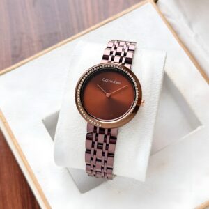 The Calvin Klein collection of watches and jewellery was created with the modern customer in mind, Featuring timeless & minimalist designs. ✅