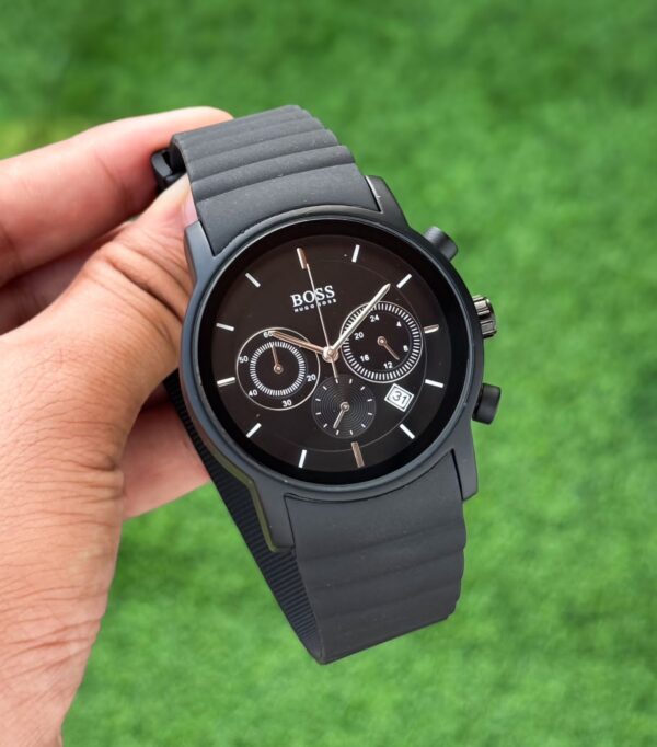 Elegant and sporty, stylish, travel, refined, vintage... The Hugo Boss watch completes the perfect Business look.🔥 - Image 2