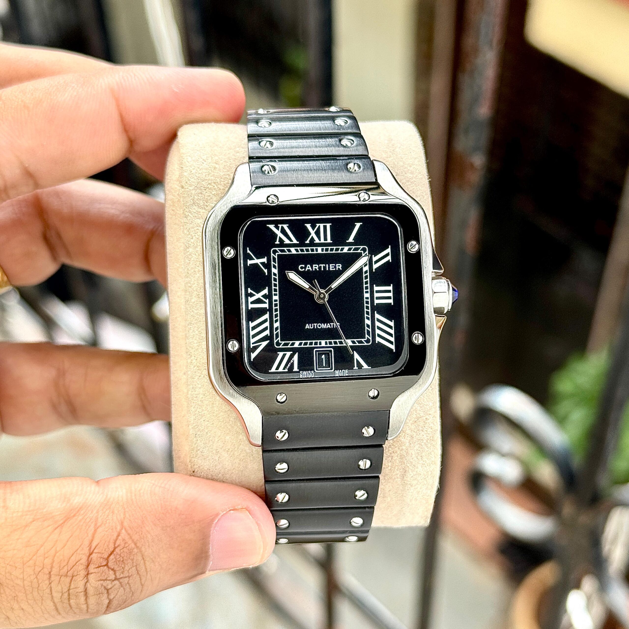 SANTOS DE CARTIER – ICONIC DESIGN, MODERN EDGE ✅ - Image 3