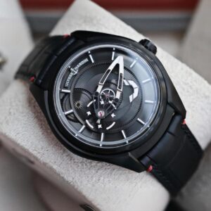 The Ulysse Nardin Freak collection is a groundbreaking series in the world of high-end horology. 💙