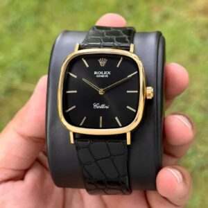 The Rolex Cellini collection is Rolex’s line dedicated to classic, elegant dress watch features slim profiles, polished finishes, and leather straps. ⌚