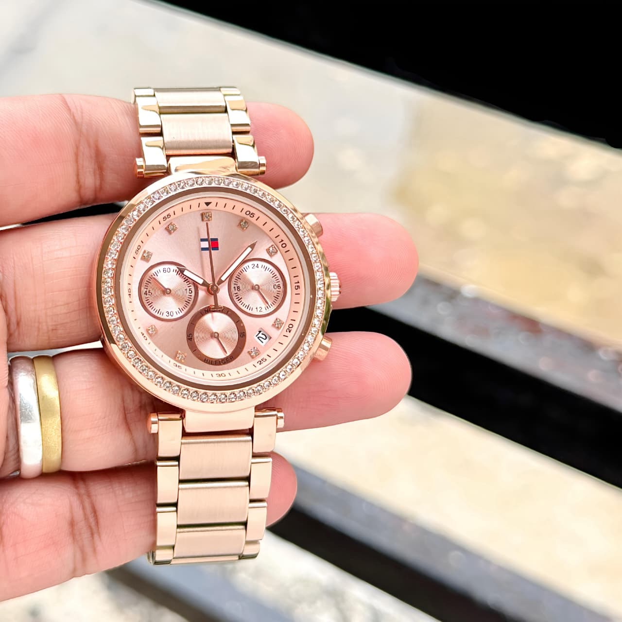 Indulge in elegance with this exquisite Tommy Hilfiger rose-gold ladies’ watch — a true statement piece that effortlessly merges refined design with modern flair. ⌚ - Image 5